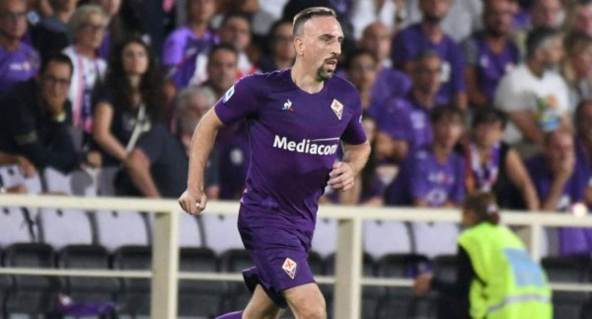 Franck Ribéry: Mediocampista francés que sigue activo y juega en la Fiorentina de Italia. Para Messi es uno de los mejores jugadores del mundo.