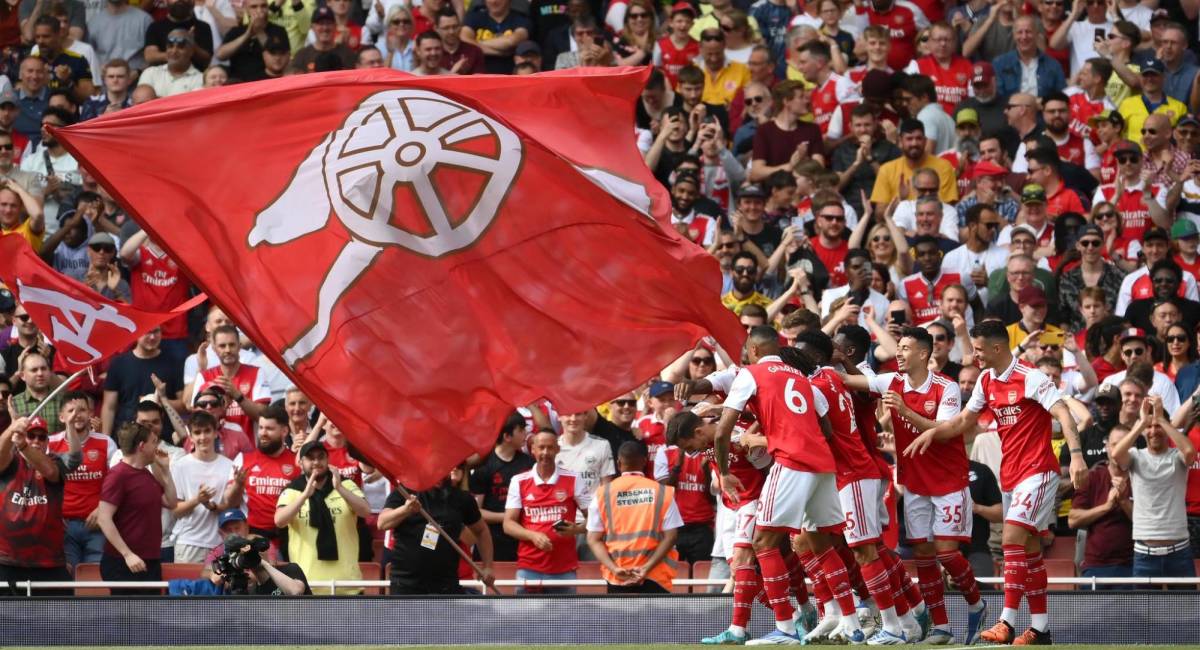 El Arsenal de Inglaterra sorprende al Olimpia por su aniversario