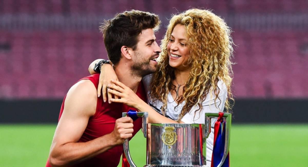 El viaje se había retrasado varias veces por la necesidad de llegar a un acuerdo con Piqué sobre la custodia de los dos pequeños y por los problemas de salud de los padres de Shakira.