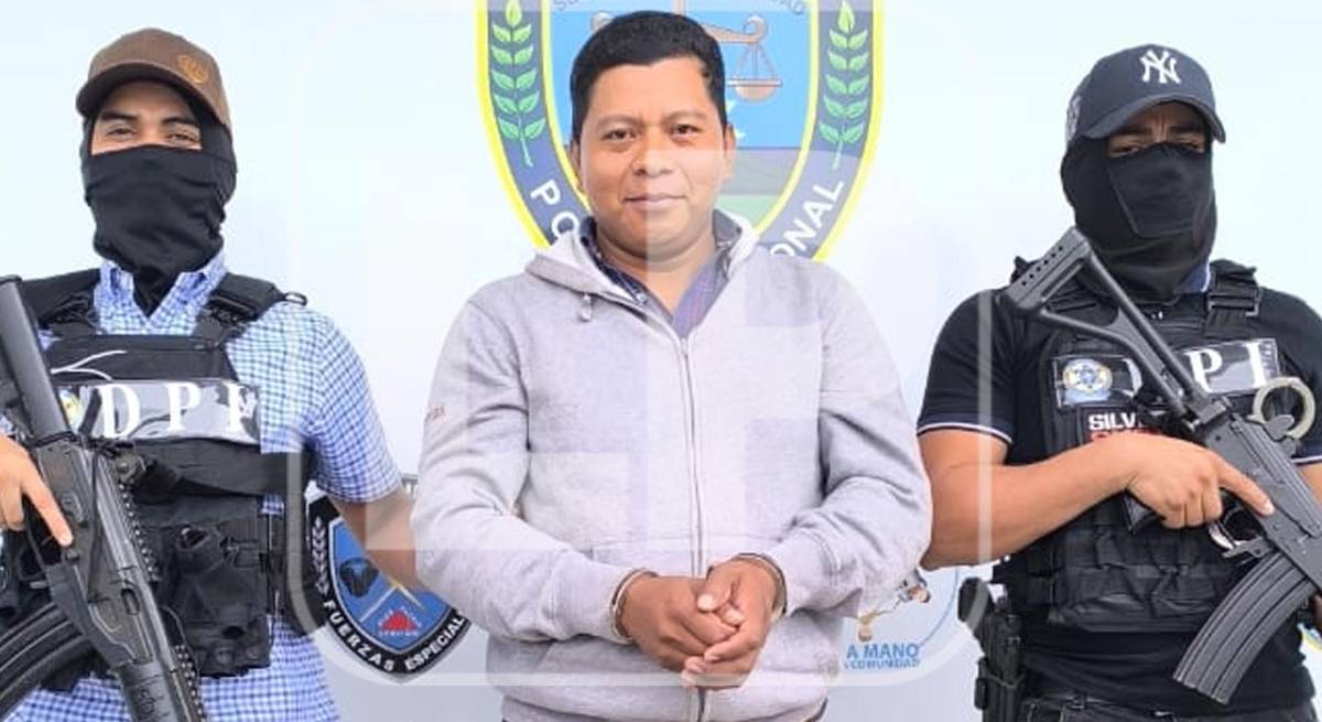 Capturan a hondureño acusado de matar a un cantante