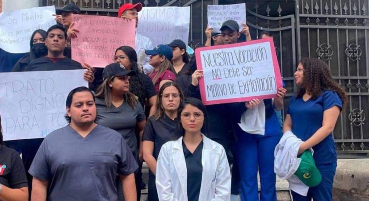 Estudiantes de la Unicah reclaman exclusión de beca