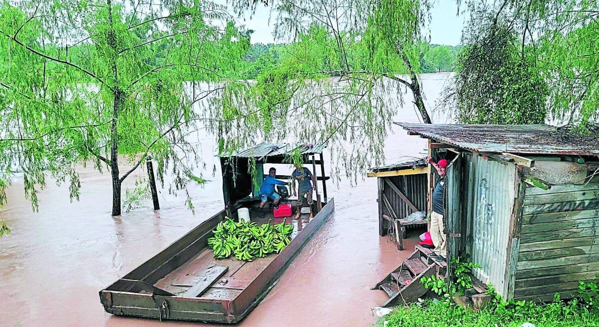 En alerta amarilla están Islas de la Bahía, Atlántida, Colón, Cortes, Yoro , Santa Bárbara y Gracias a Dios. El resto del país está en alerta verde.