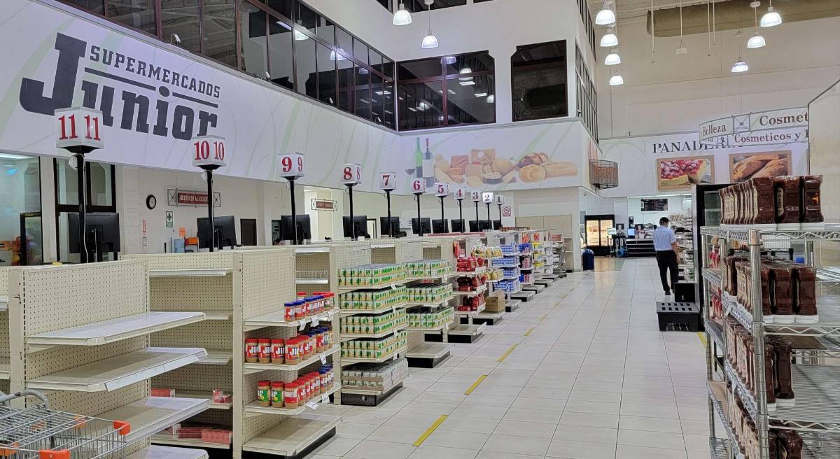 Reactivan el supermercado Júnior del barrio Suyapa