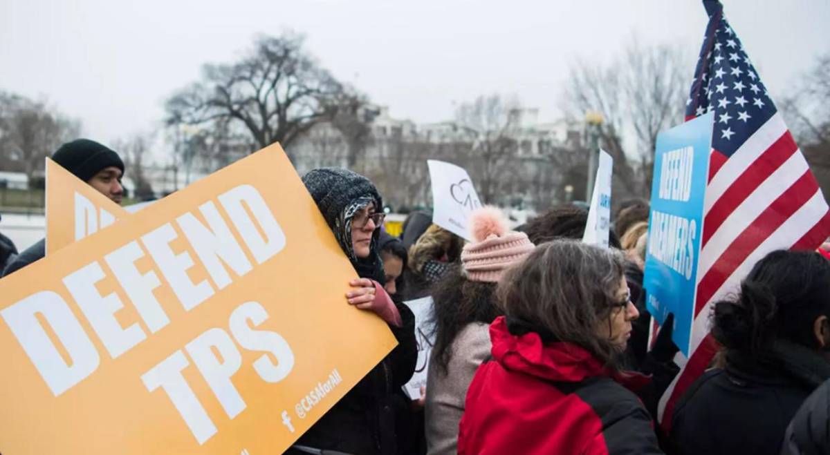 El Salvador pide a autoridades estadounidenses decisión “justa” sobre TPS