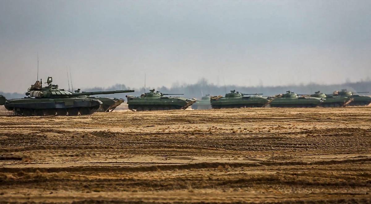 Rusia, que niega cualquier voluntad de ir a la guerra, ha concentrado desde noviembre a más de 100.000 soldados en la frontera con Ucrania e iniciado maniobras militares en Bielorrusia y el Mar Negro en los últimos días, rodeando de facto a su vecino. 