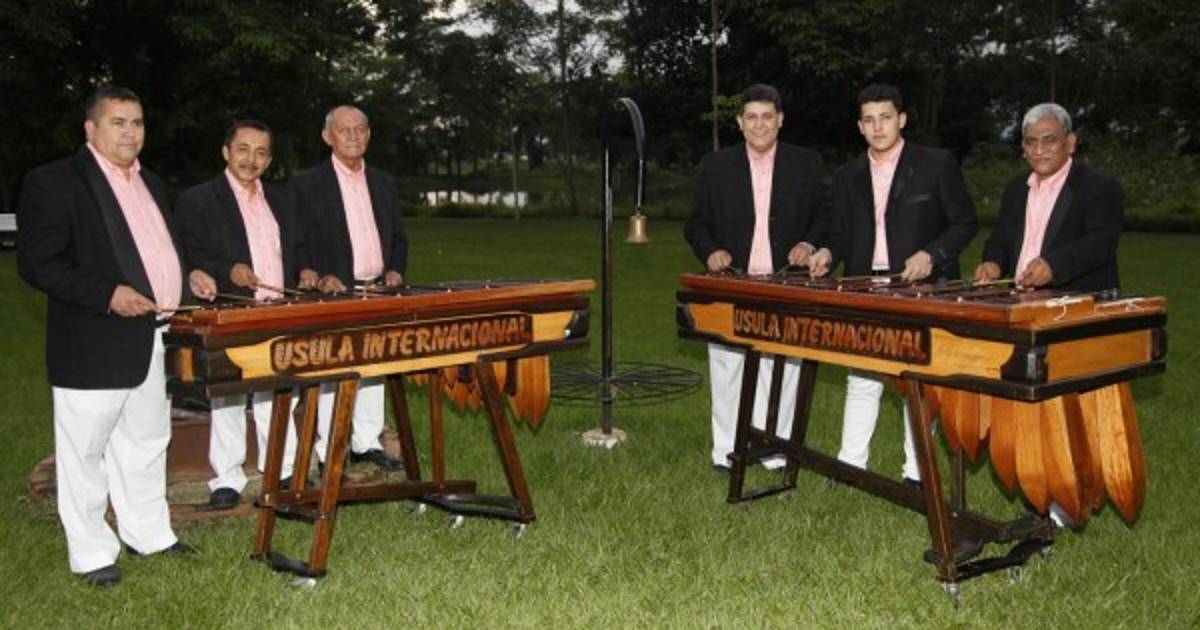 Concierto Marimbas para Mamá