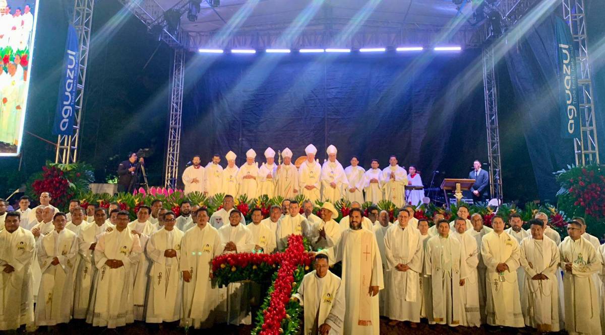 Hondureños se encuentran en la Jornada Nacional de la Juventud