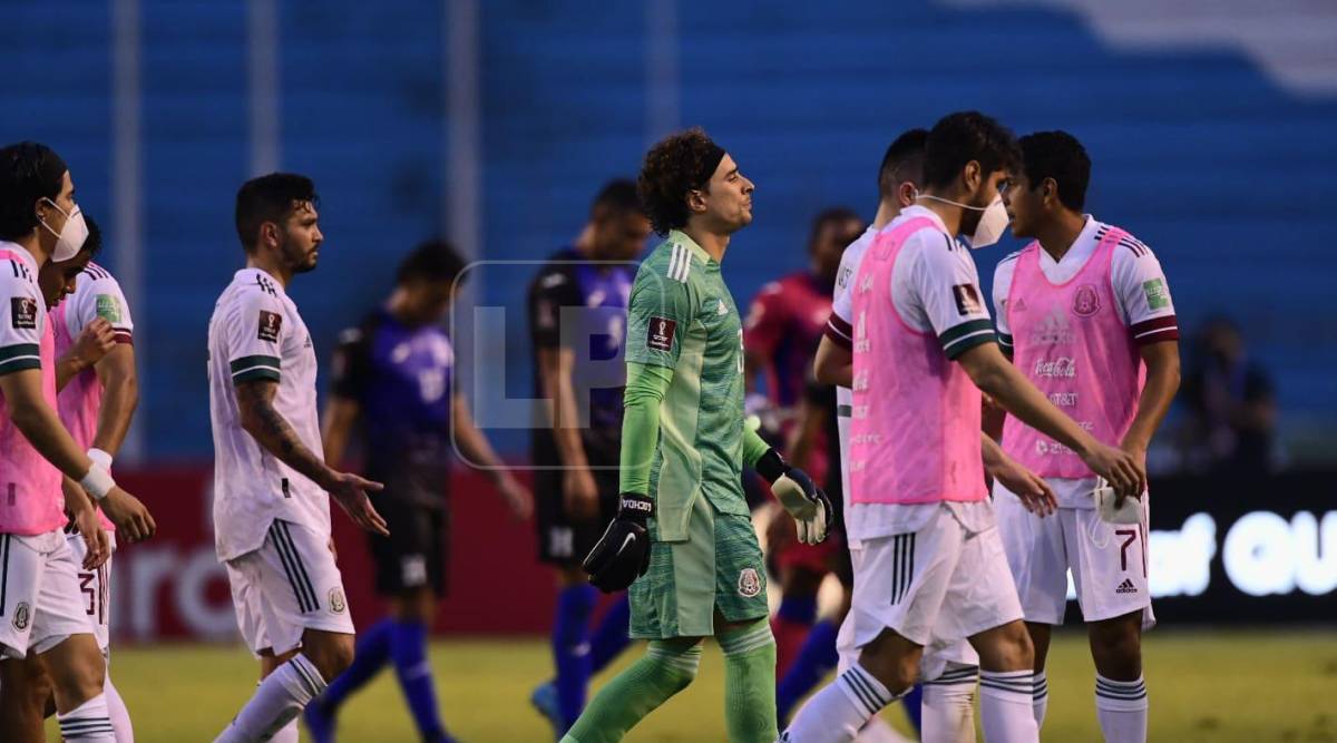 El primer tiempo del partido fue bastante pobre. Foto Yoseph Amaya.