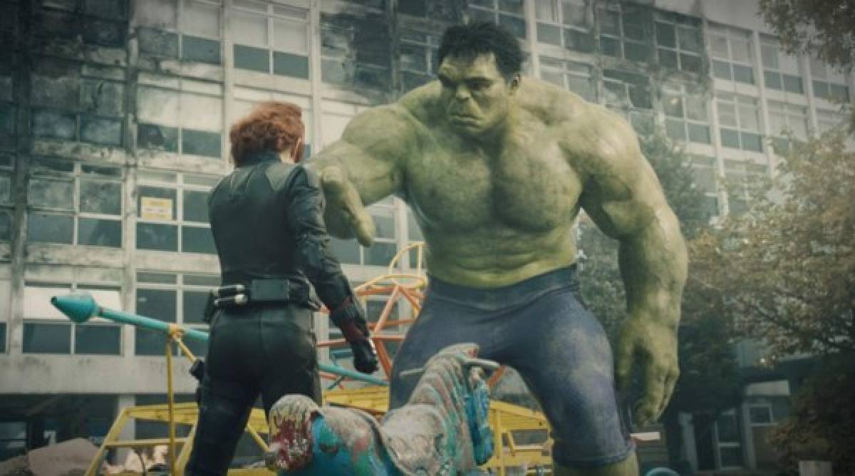 Todo tiene relación con sus derechos cinematográficos. The Hulk y The Incredible Hulk, las películas anteriores del personaje, fueron realizadas bajo el amparo de Universal Pictures.