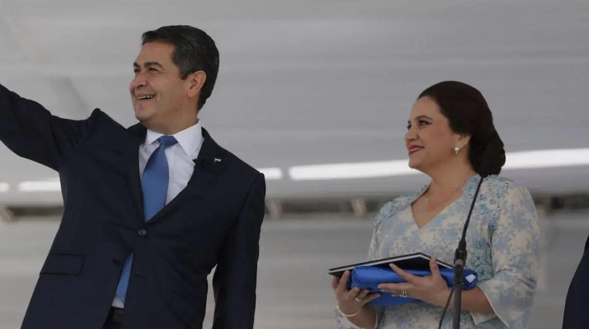 Anillo de bodas: así prepara Ana García el regreso de Juan Orlando Hernández a Honduras