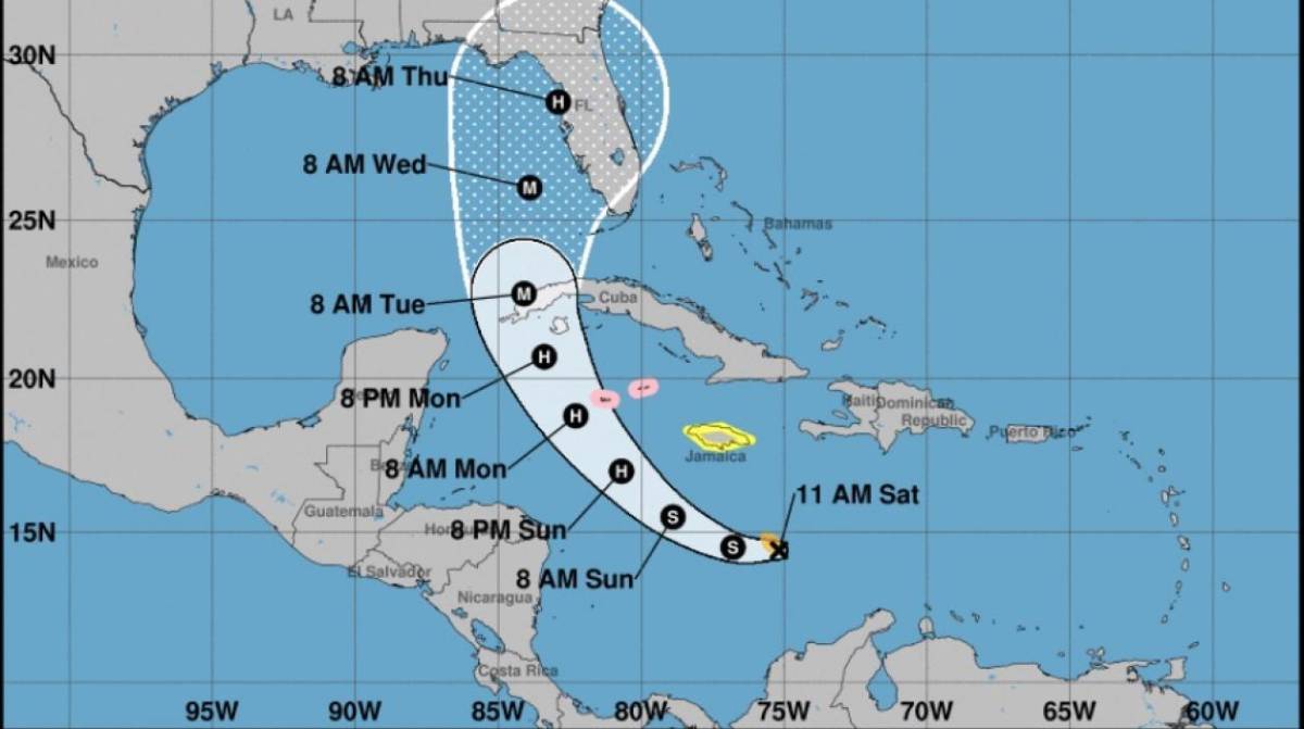 Florida se prepara para la llegada de Ian como un gran huracán