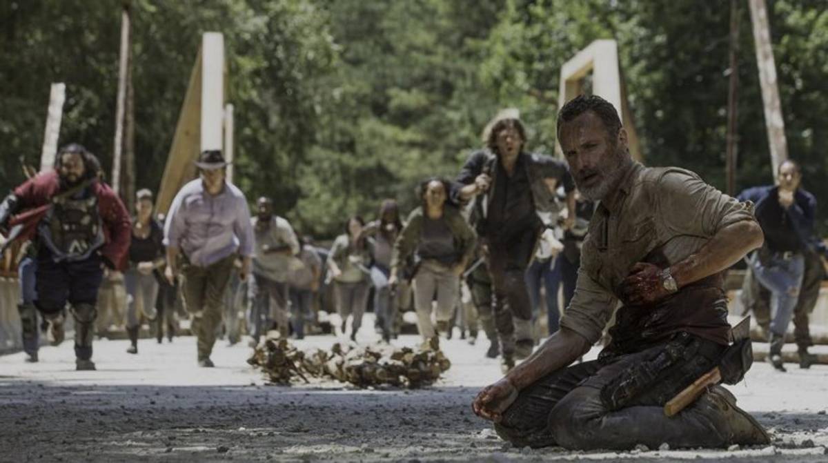 “The Walking Dead” llega a su fin con la reaparición de Rick Grimes y Michonne