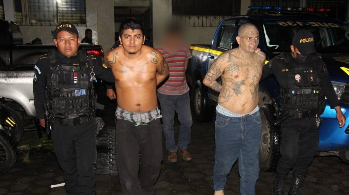 Guatemala expulsa a pandilleros salvadoreños que ocultaban tatuajes criminales con maquillaje