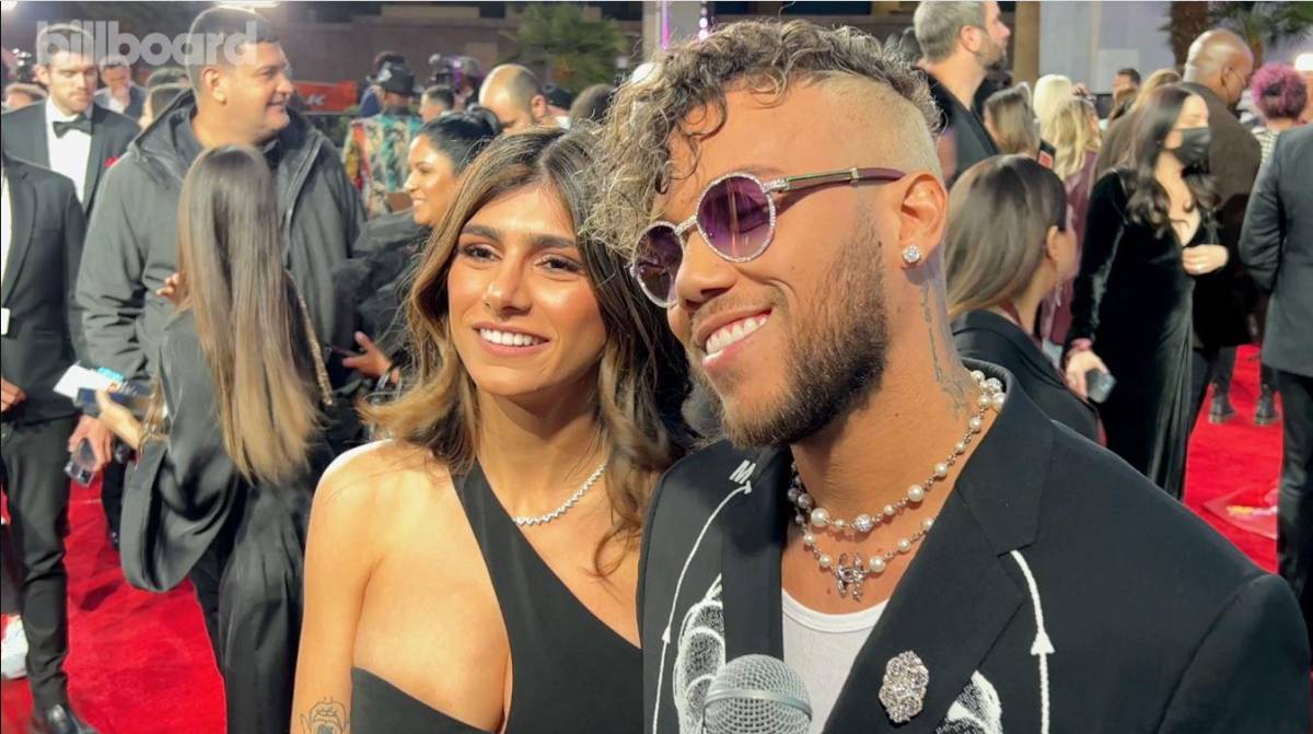 FOTOS: Mia Khalifa y Jhay Cortez presumen su amor en redes sociales