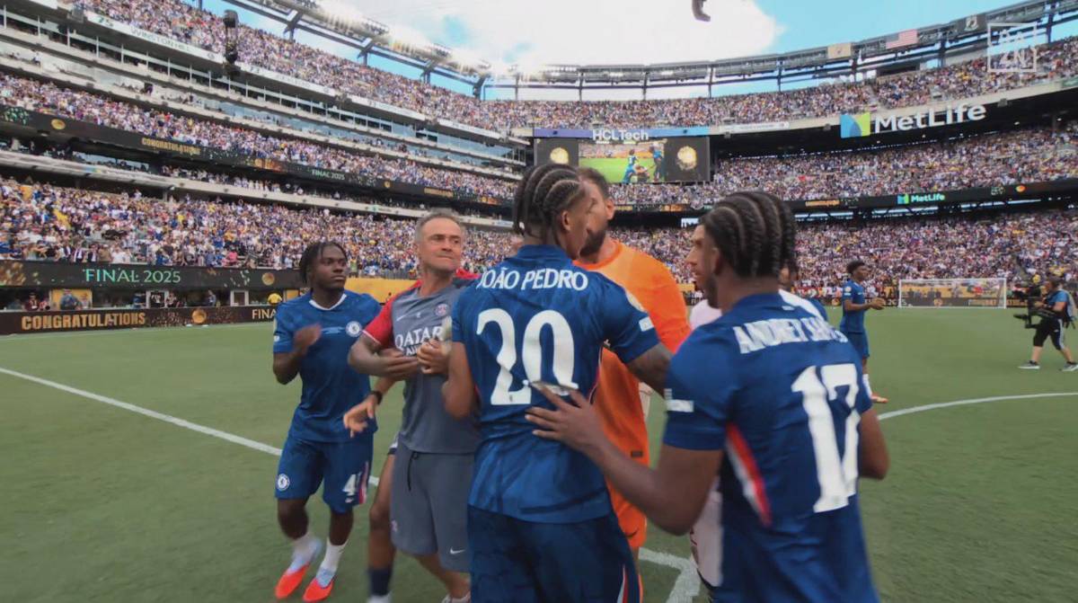 Luis Enrique perdió el control, agresión, zafarrancho y Chelsea humilló al PSG