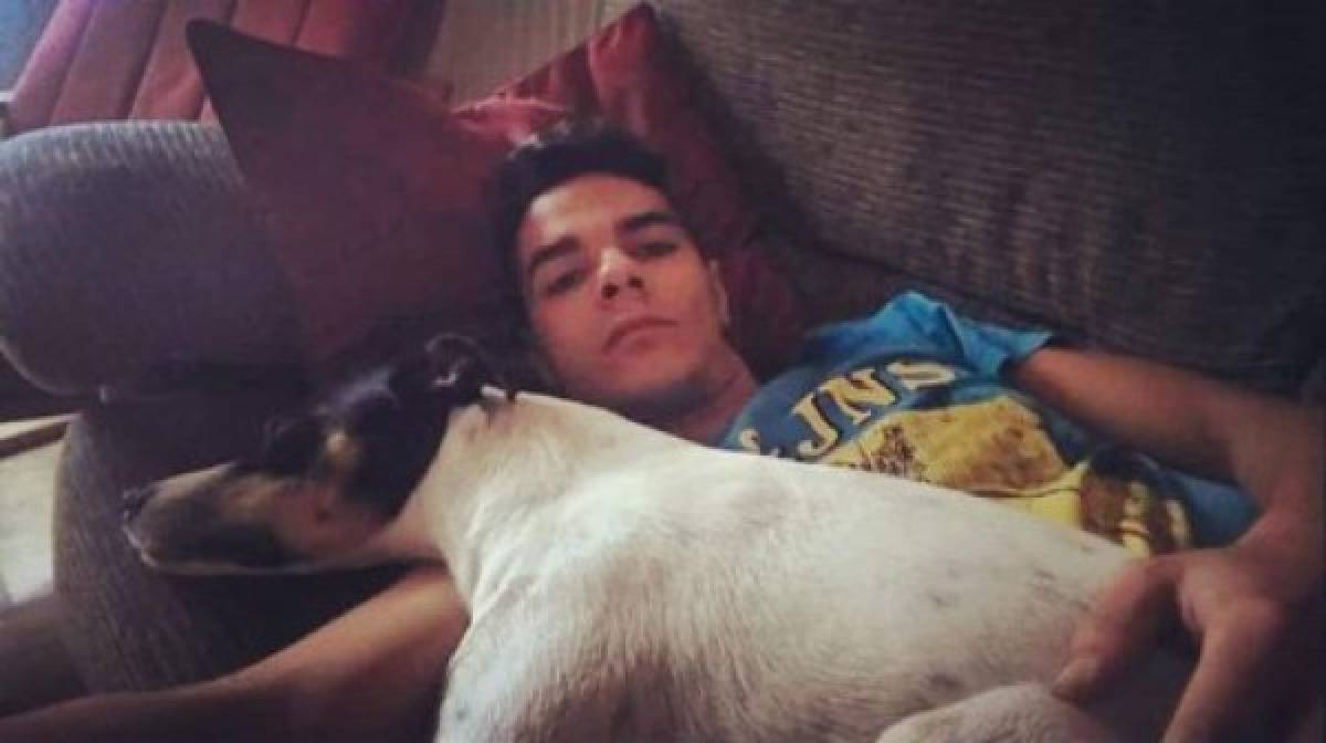 Alberto Sánchez Gómez mató y partió el cuerpo de su madre en más de mil pedazos. Después se la comió con su perro.