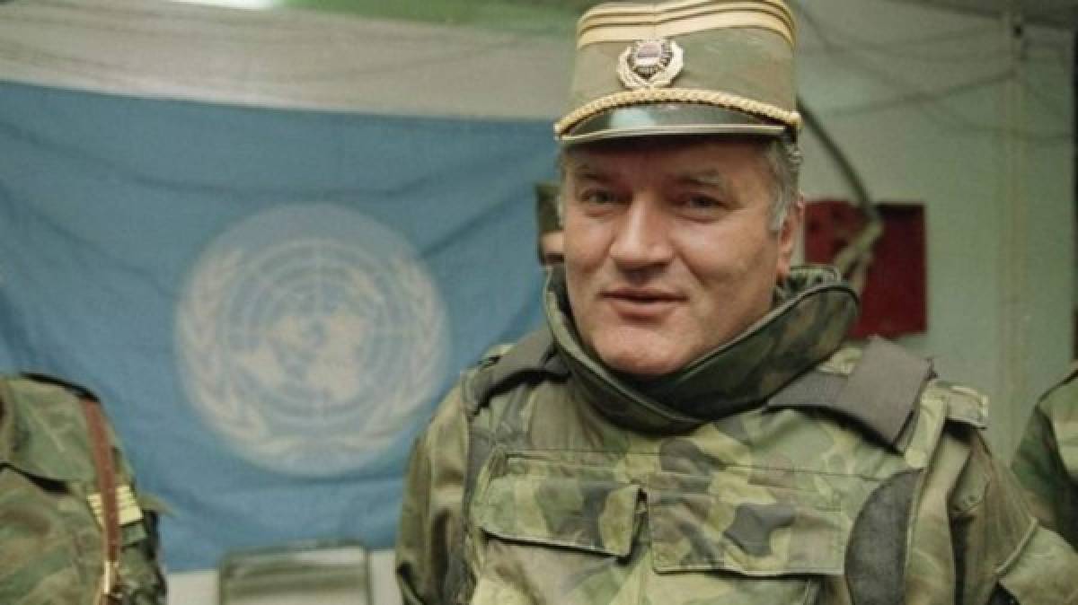 “La Sala de Apelaciones confirma la sentencia de cadena perpetua impuesta al señor Mladic por la Sala de Primera Instancia”, declaró la jueza Prisca Matimba Nyambe, que hizo la lectura pública de la decisión.<br/><br/><br/><br/>El veredicto pone punto final al proceso legal contra el conocido como el “carnicero de los Balcanes”, pues no cabe recurso de apelación ante el MTPI contra una sentencia en segunda instancia.<br/>