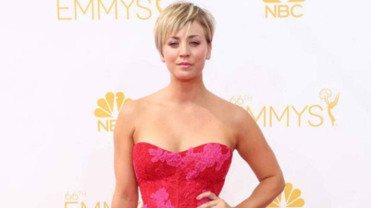 Con un ingreso de 24,5 millones de dólares, se encuentra Kaley Cuoco, actriz de la serie de The Big Bang Theory.