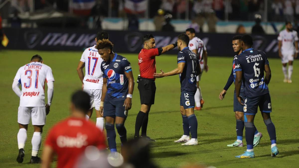 Said Martínez impartió justicia en la Gran Final del Apertura 2023.