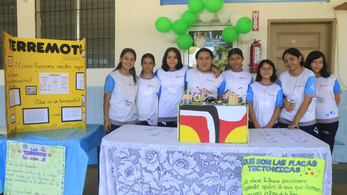 La creatividad destaca en la Feria de la Ciencia 2026 de la María Mazzarello