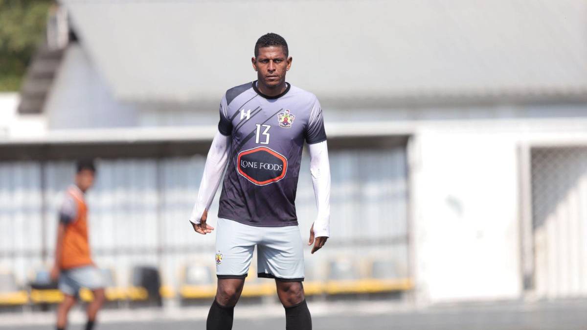 Carlo Costly espera ganar el título de la Liga de Ascenso de Honduras con el Lone FC.
