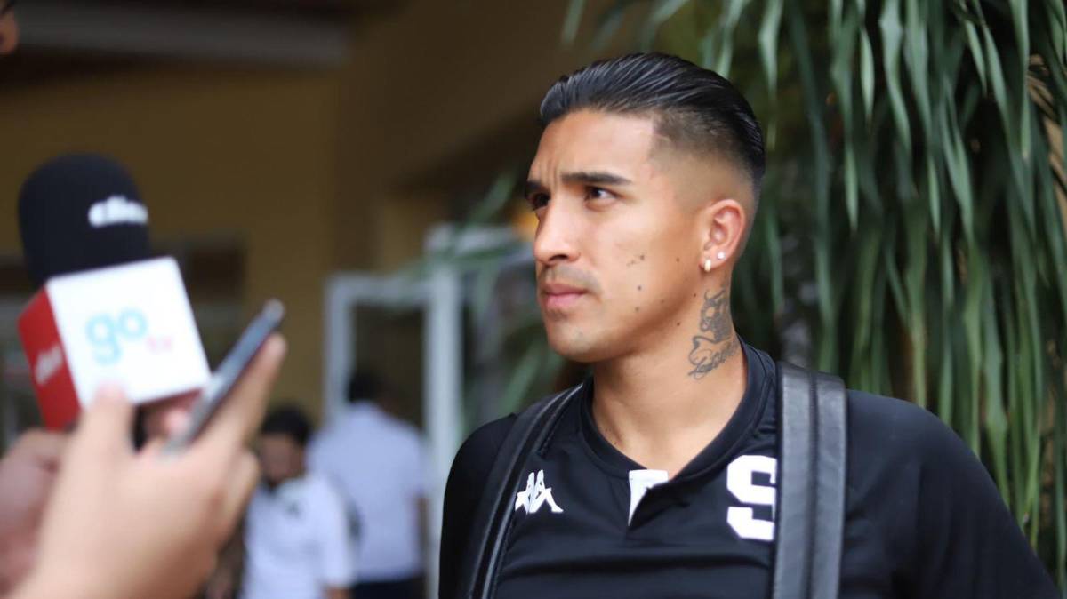 Michaell Chirinos regresa a Honduras como legionario y revela su objetivo con Saprissa