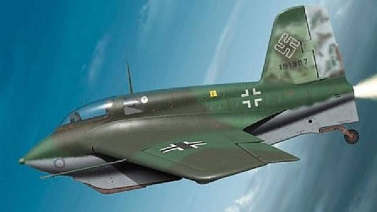 El Messerschmitt Me 163 Kometh: Este avión pulverizó todos los récords de velocidad aérea en el momento de su aparición. Creado a comienzos de los años treinta, podía volar a más de 1.000 kilómetros por hora.