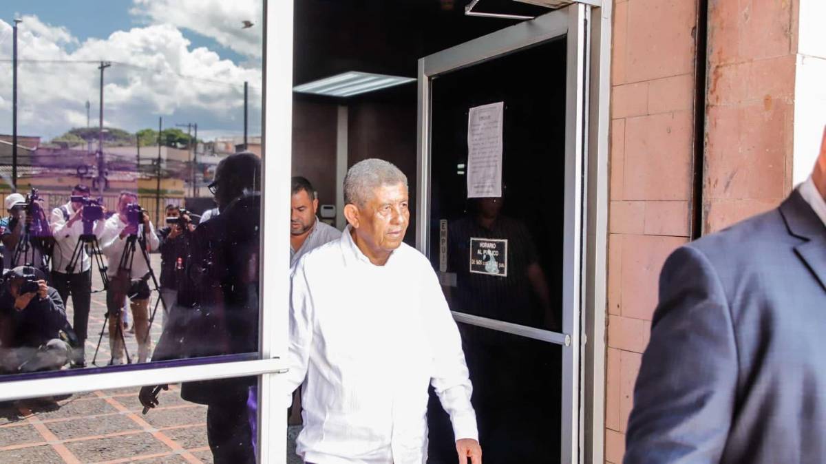 “Caudillo de Colón”: ¿quién es Adán Fúnez y qué cargos enfrentará?