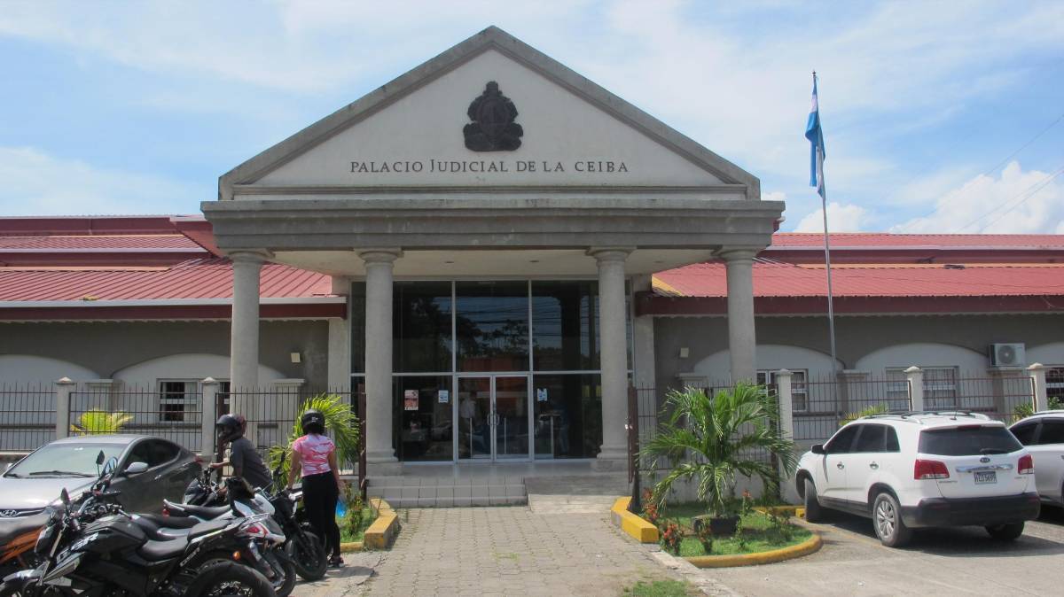Suspenden a tres juezas de La Ceiba por caso ambientalista