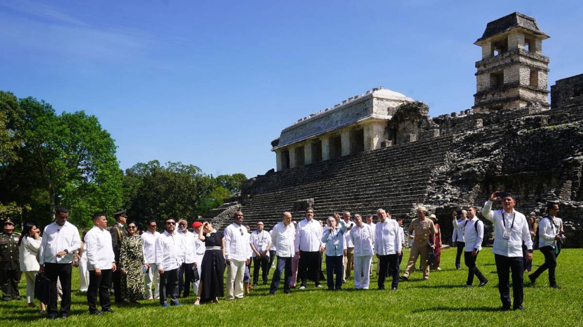 Los Gobiernos también prometieron fomentar el comercio, e instar a que se levanten sanciones y “medidas coercitivas” en la región, una referencia a Cuba y Venezuela.