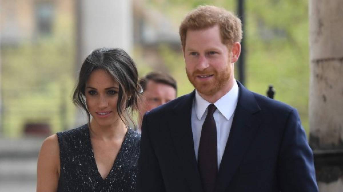 Pero dos años después, Meghan, de 39 años, sacudió a la institución con su decisión de abandonar sus obligaciones como miembro de la familia real para mudarse con Harry y su bebé Archie a Estados Unidos, buscando 'independencia económica'.