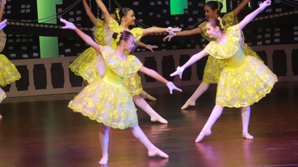 Bellas Artes presenta su show artístico Dancing in New York