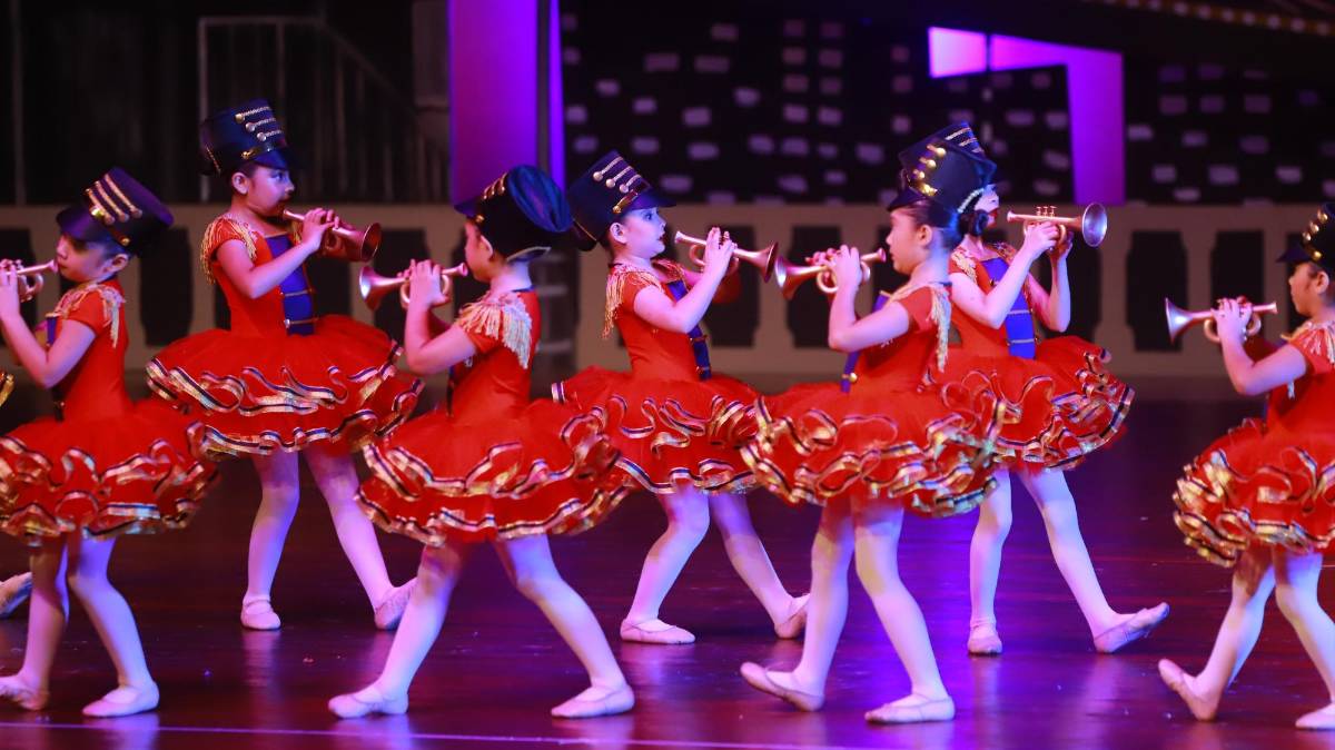 Bellas Artes presenta su show artístico Dancing in New York