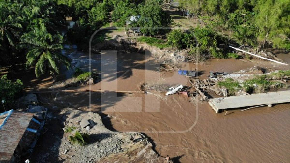 Al hacer el recorrido en lancha río abajo se pueden observar las primeras destrucciones causadas por las crecientes del Ulúa en los bordos.