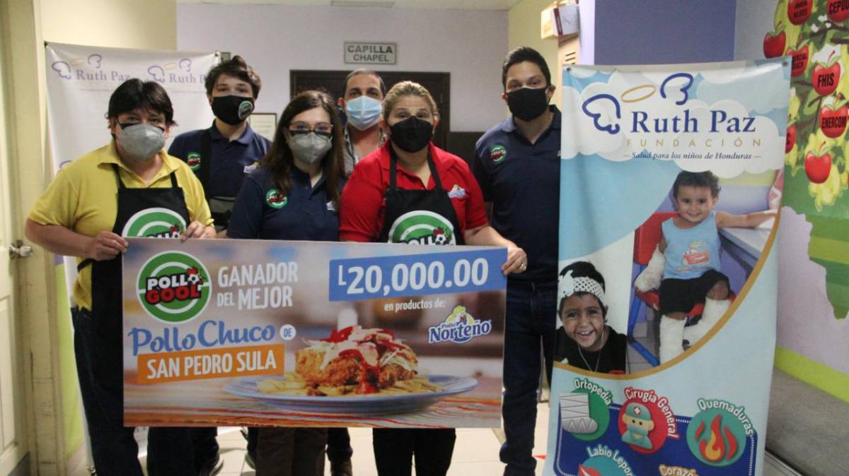 La familia de Pollo Gool entrego su premio a la fundación Ruth Paz.