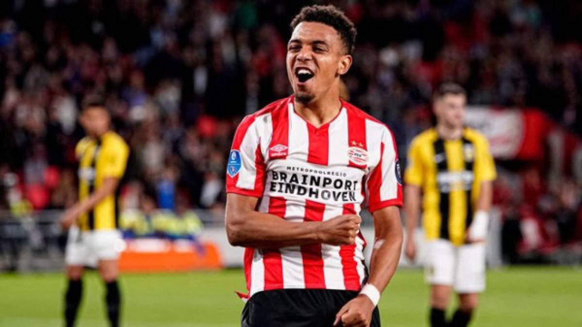 El delantero holandés Donyell Malen, actualmente en el PSV, sería una de las opciones valoradas por el Borussia Dortmund.