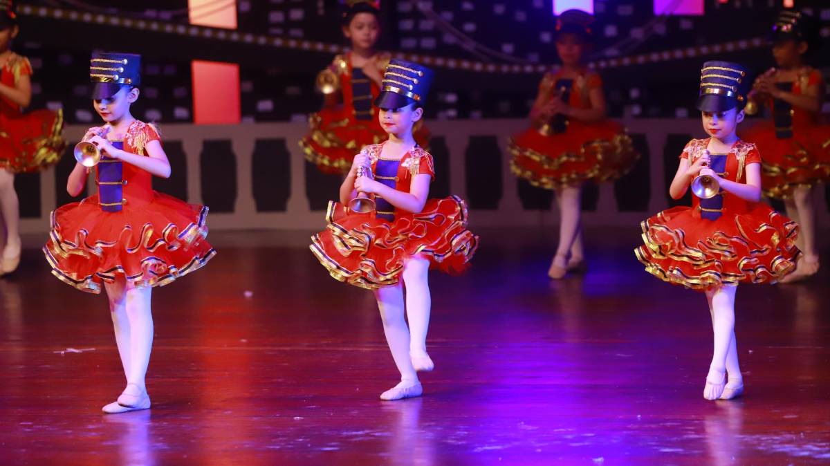 Bellas Artes presenta su show artístico Dancing in New York