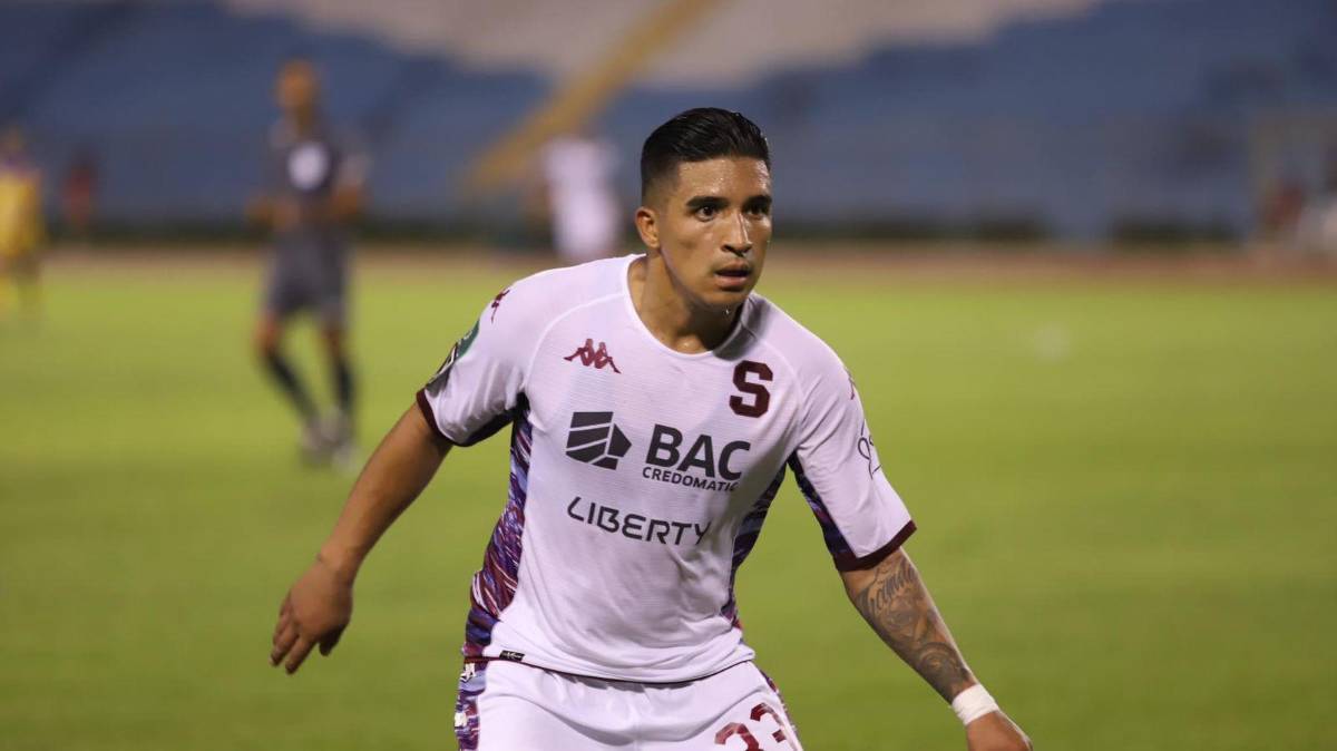 Michaell Chirinos anotó su primer gol con el Saprissa.