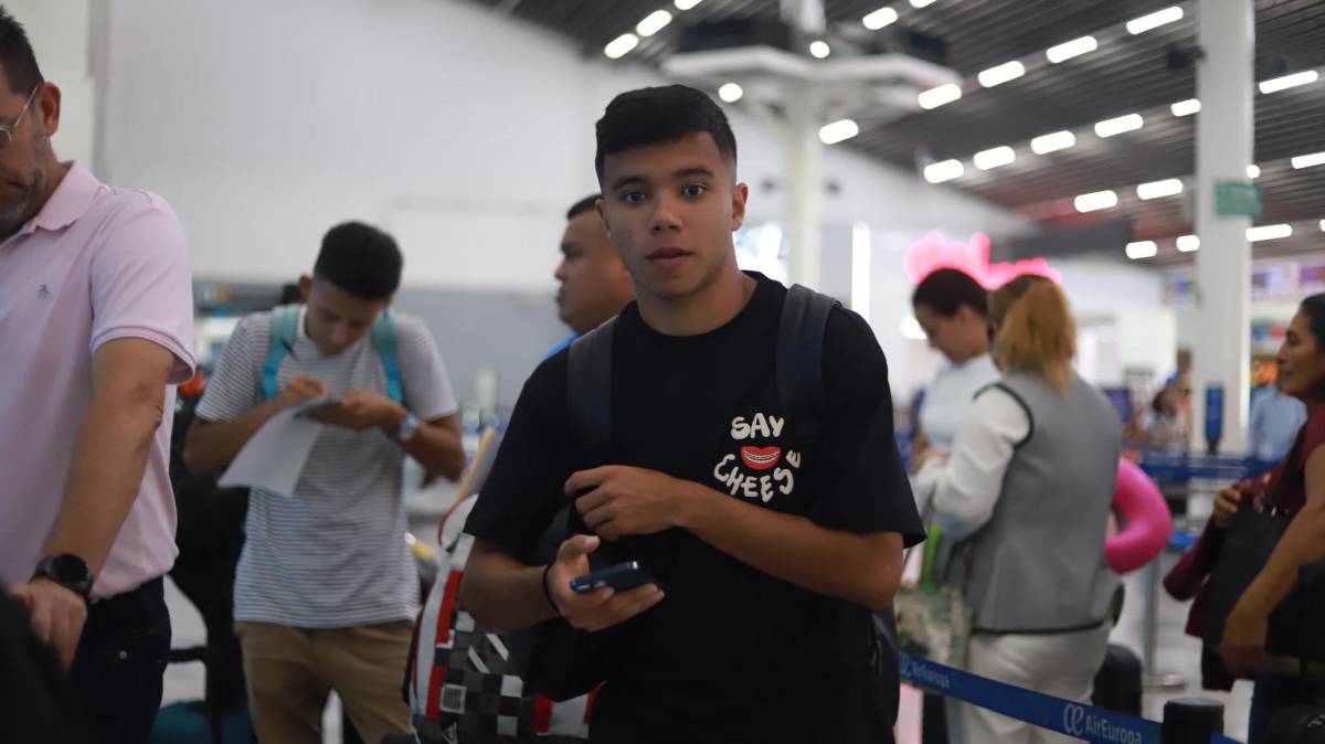 Roberto Osorio se marchó con la ilusión de pasar la prueba en el Gent de Bélgica.