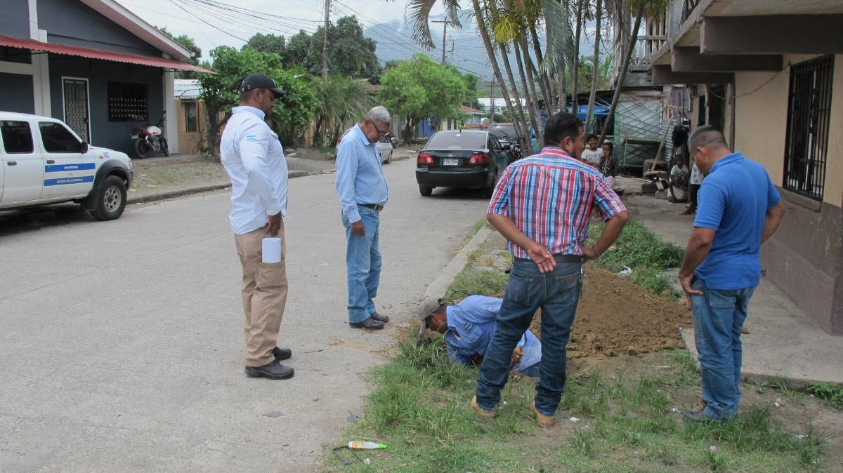 Ceibeños tienen décadas sin pagar agua potable, deben 160 millones al Sanaa