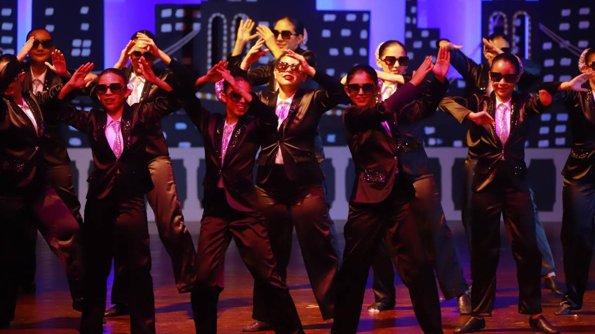 Bellas Artes presenta su show artístico Dancing in New York