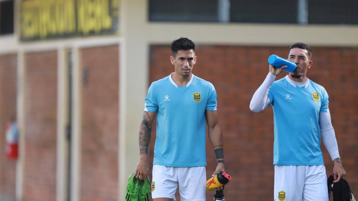 Raí Villa habla de la racha goleadora con Real España y su dupla con Rocca