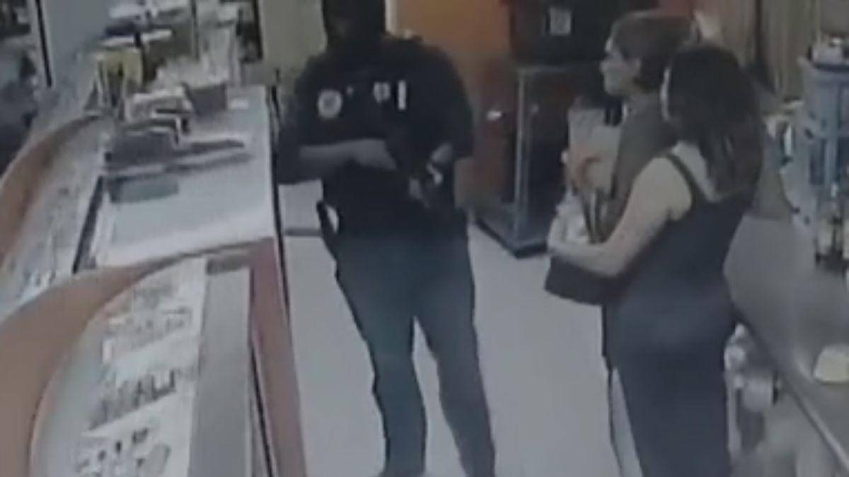 $!Momentos antes de que sicario élite dispara a esposa de Magdaleno Meza.