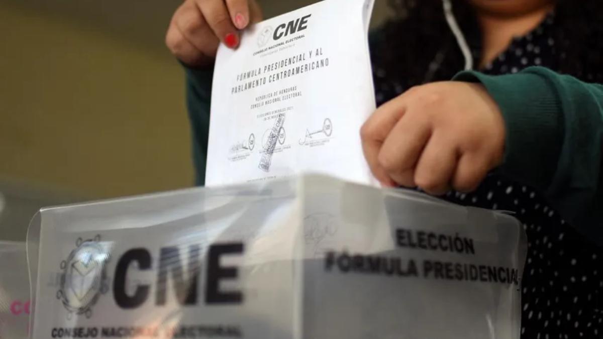 CNE remite distribución de cargos de elección para primarias