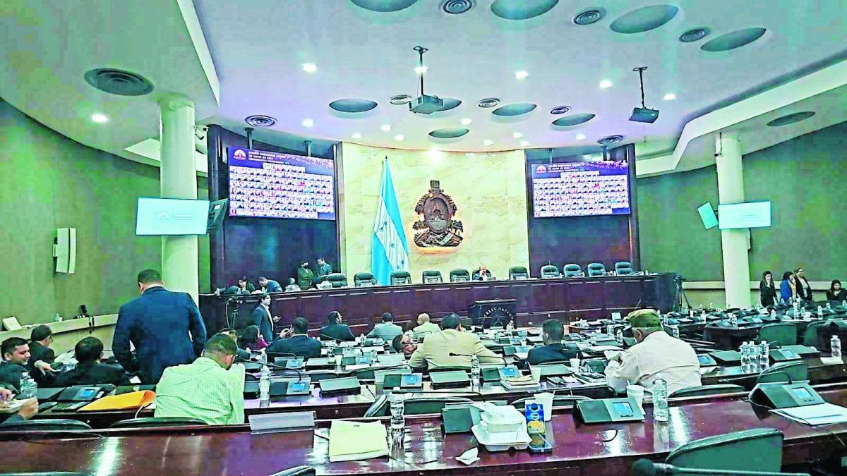 Oficialismo del Congreso intenta atentar contra la libertad de expresión