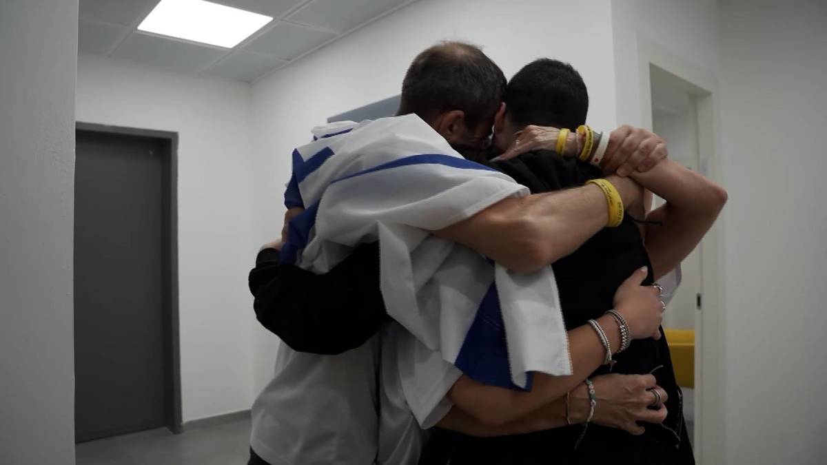 Las mejores imágenes de la liberación de los rehenes israelíes