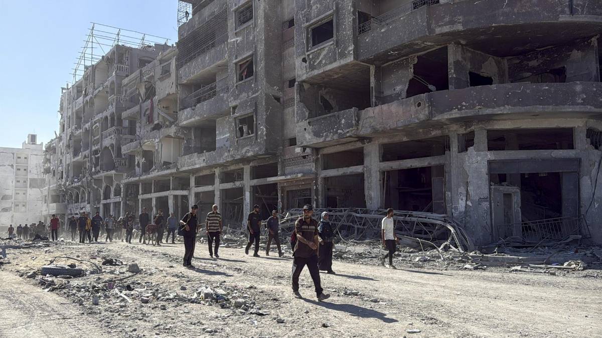 Inicia la limpieza de escombros en Gaza tras la promesa de reconstrucción de Trump