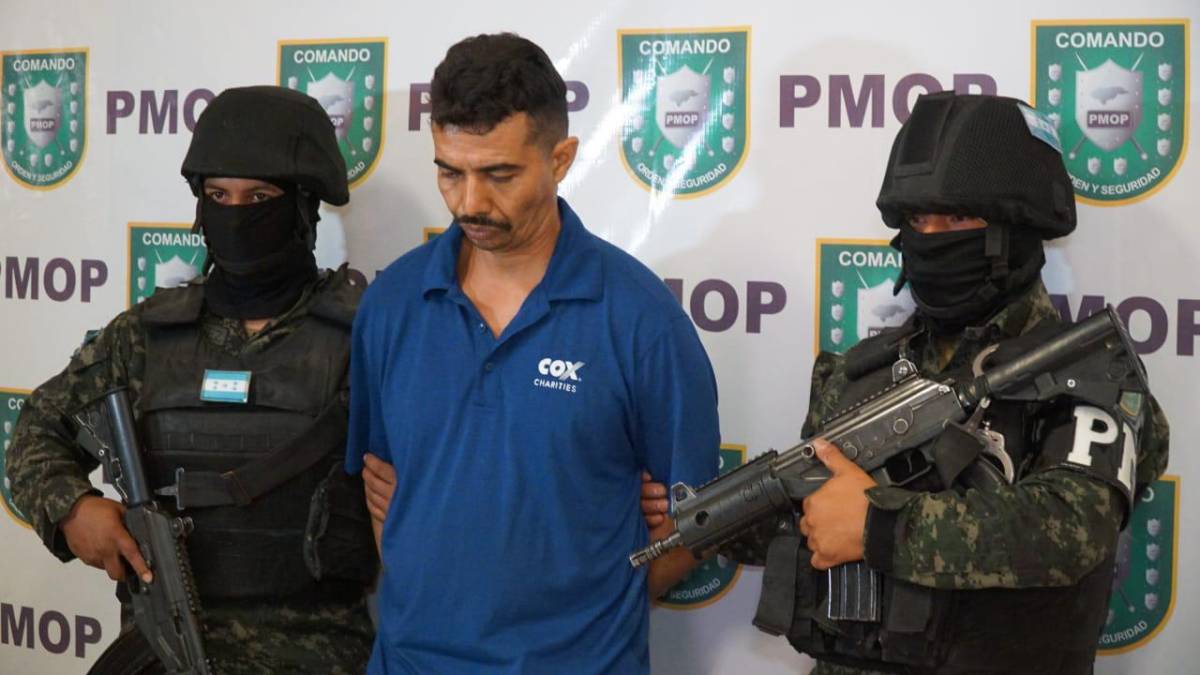 Con droga y dinero, capturan a cabecilla de la pandilla 18 en La Lima