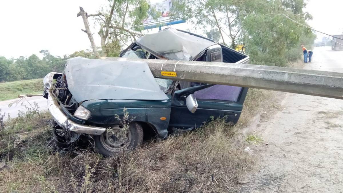 Médico se salva de morir tras accidente en bulevar hacia El Progreso