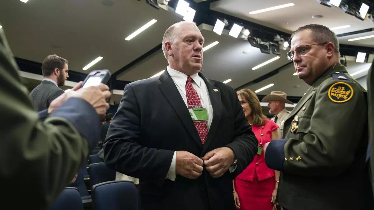 Trump elige a un “zar de la frontera” para la deportación masiva de inmigrantes